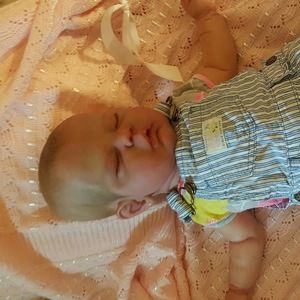 Meet your Posher, Alma